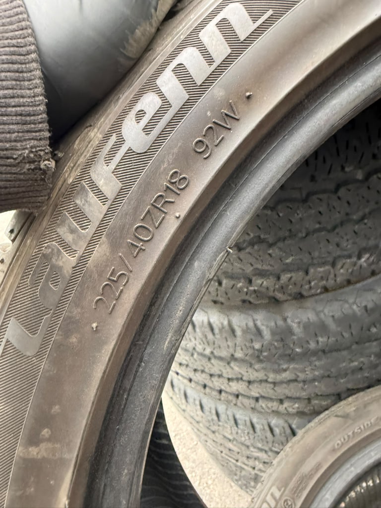 225/40R18 Set (4 Used Tires) Laufenn S Fit