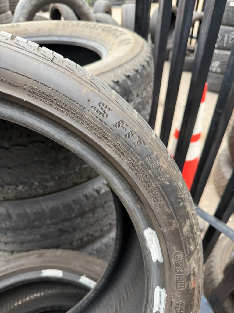 225/40R18 Set (4 Used Tires) Laufenn S Fit