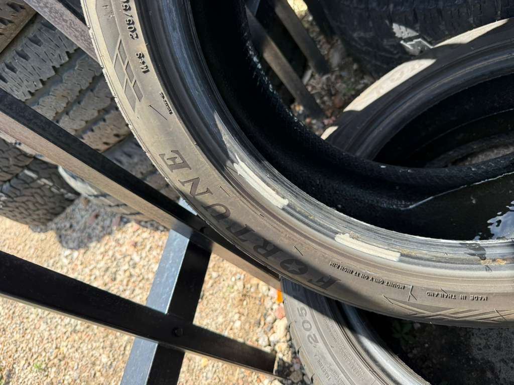205/50ZR17 Pair (2 Used Tires) Fortune Viento FSR702