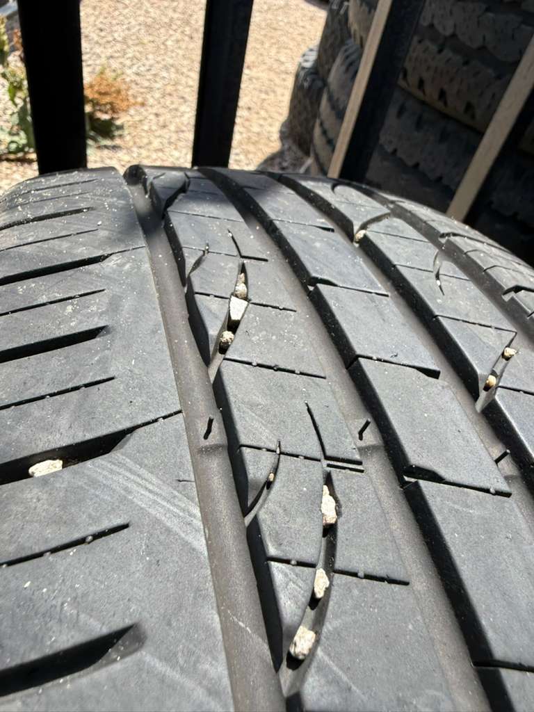 205/50ZR17 Pair (2 Used Tires) Fortune Viento FSR702
