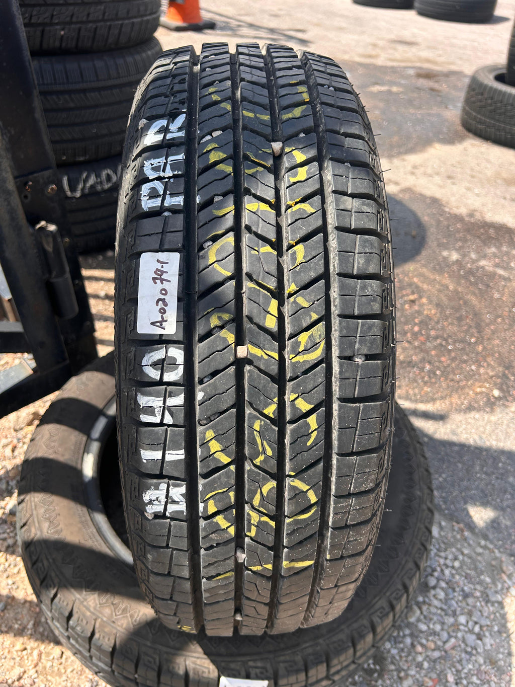 185/60R15C Pair (2 Like New Tires) Sailun Terramax HLT