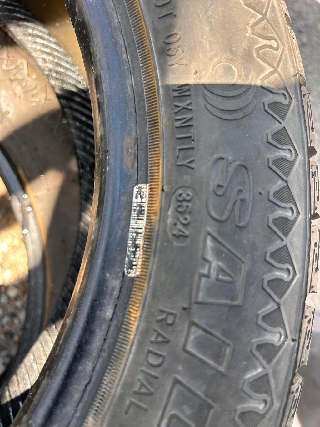 185/60R15C Pair (2 Like New Tires) Sailun Terramax HLT