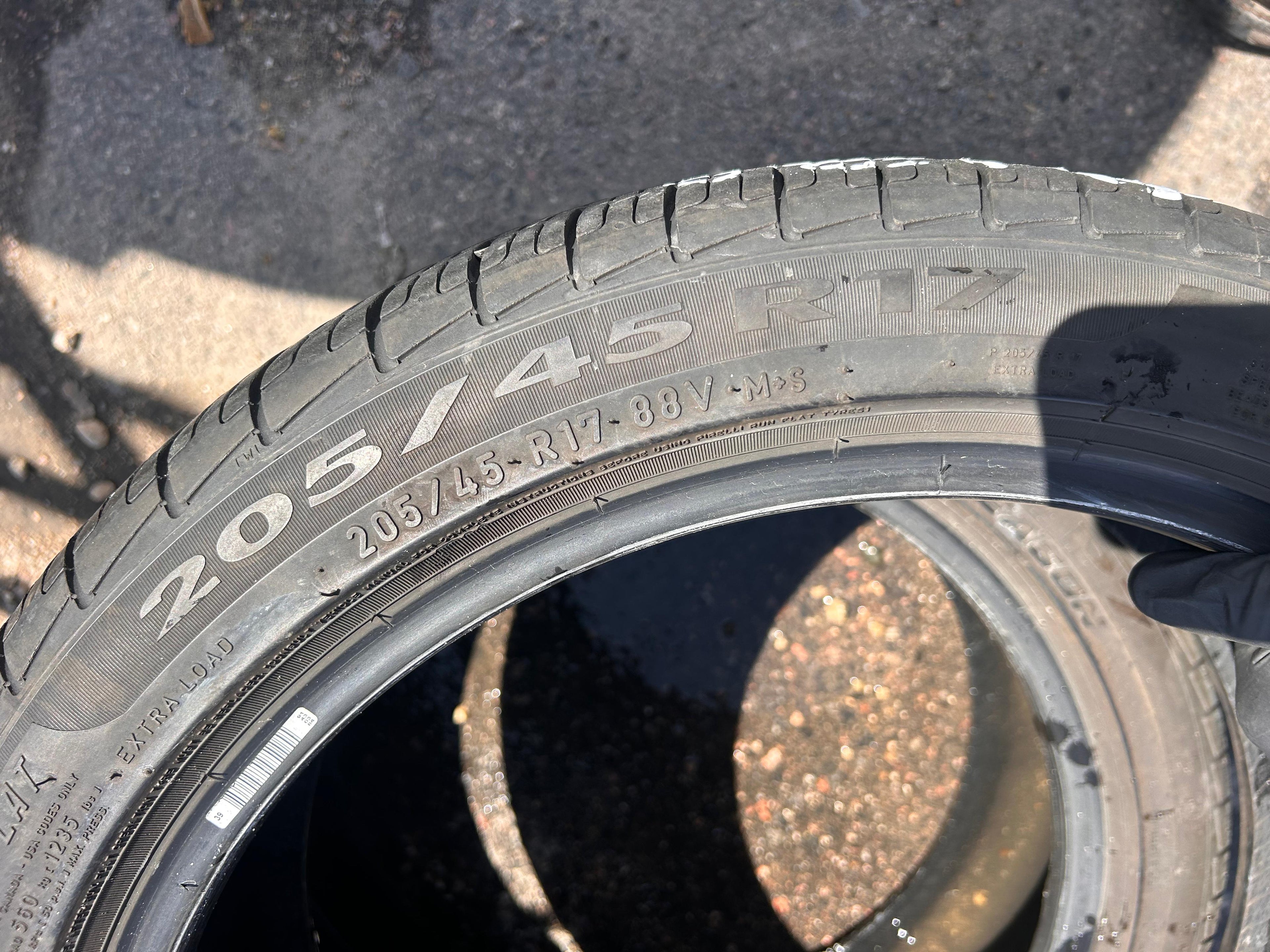 205/45R17 Pair (2 Used Tires) Pirelli Cinturato P7
