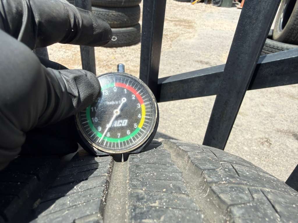 235/60R17 Pair (2 Used Tires) Goodyear Reliant