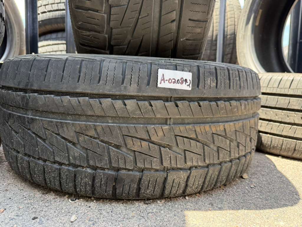 225/45R17 Pair (2 Used Tires) Falken Ziex ZE950