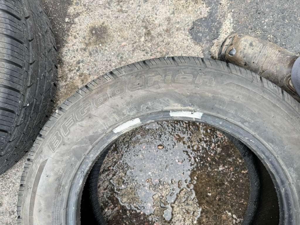 215/60R16 Pair (2 Used Tires) Bfgoodrich Advantage Control
