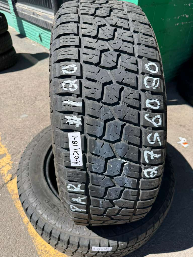 275/60R20 Pair (2 Used Tires) Advanta ATX850