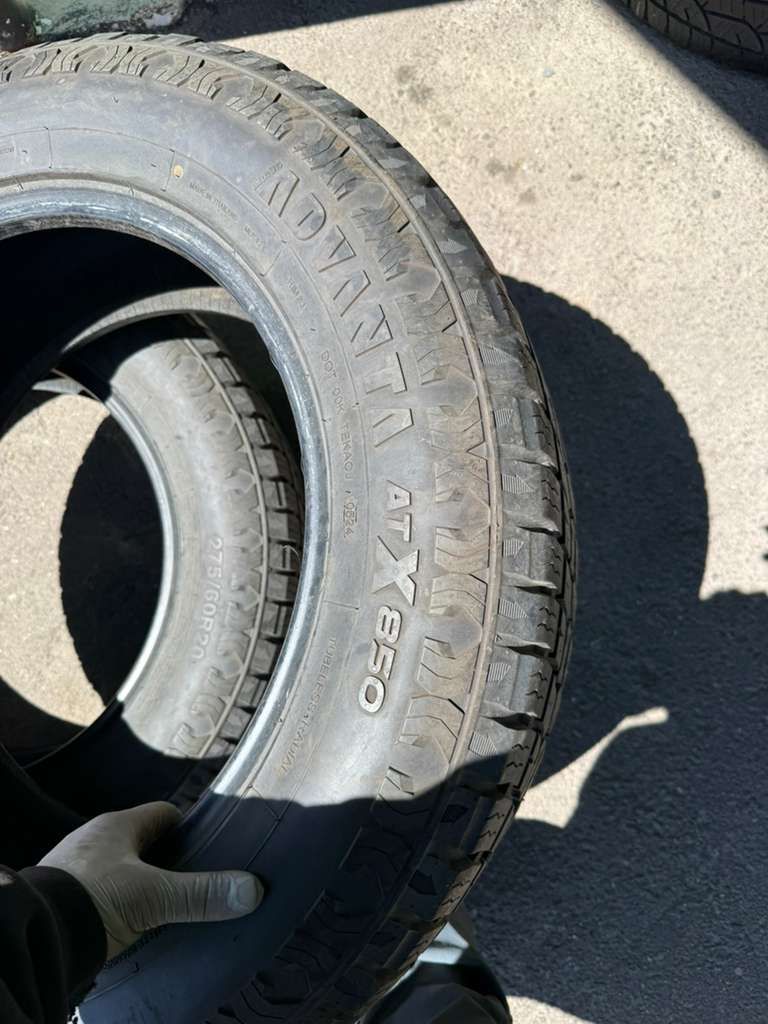 275/60R20 Pair (2 Used Tires) Advanta ATX850