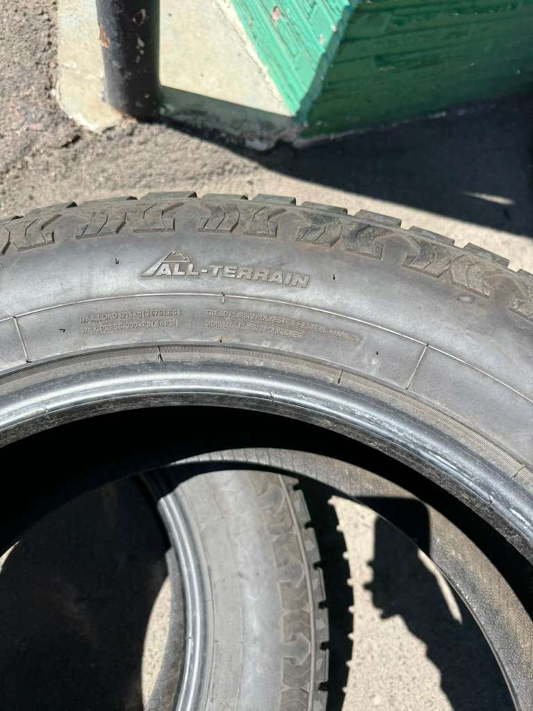275/60R20 Pair (2 Used Tires) Advanta ATX850