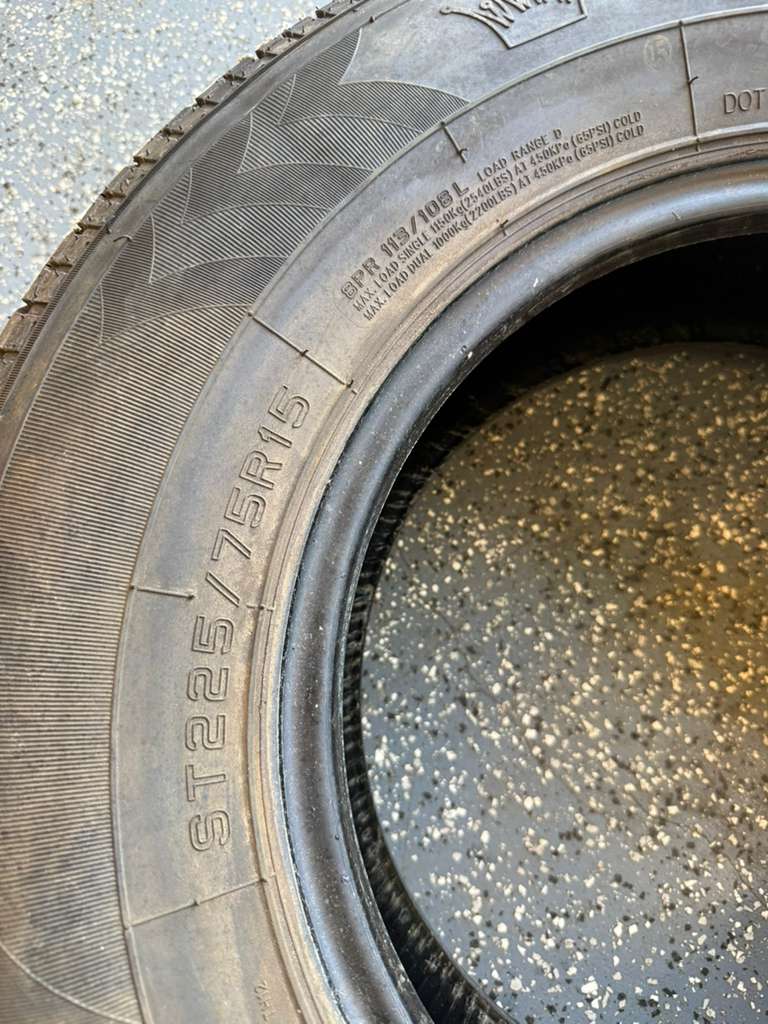 ST225/75R15 Single (1 Like New Tire) Trailer King ST Radial