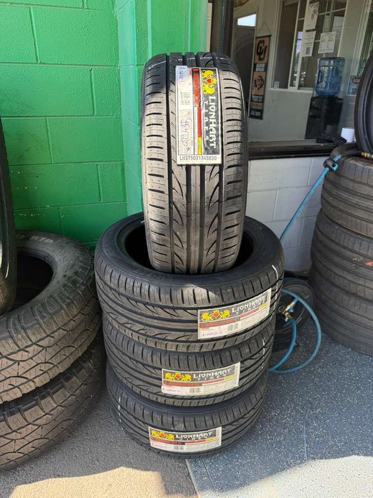 235/45R17 Set (4 Brand New Tires) Lionhart LH-503