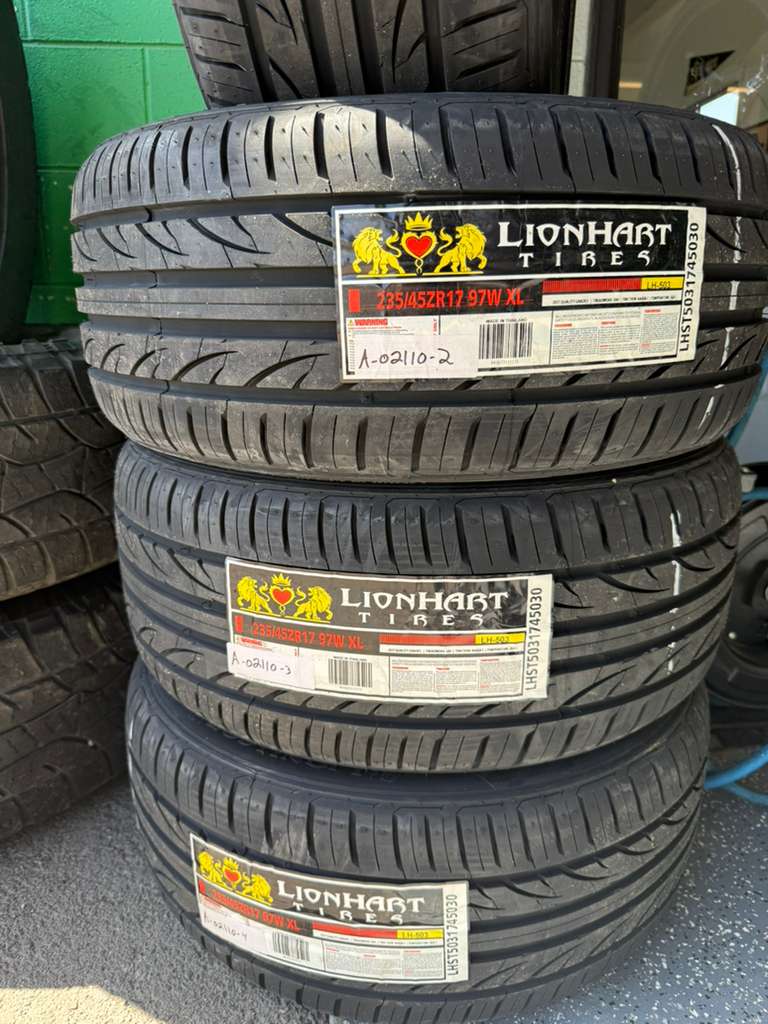 235/45R17 Set (4 Brand New Tires) Lionhart LH-503