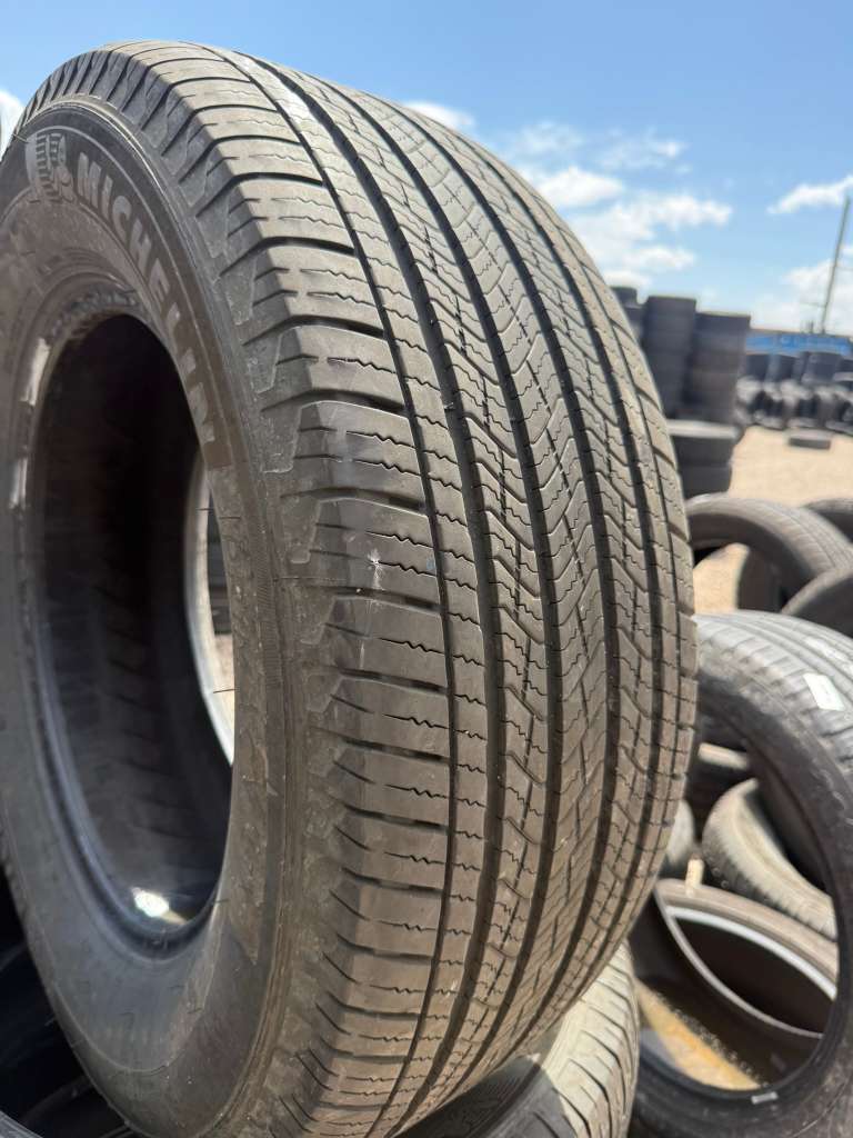 265/65R18 Set (4 Used Tires) Michelin Primacy LTX