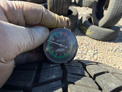 185/55R15 Pair (2 Like New) General Altimax 365 aw