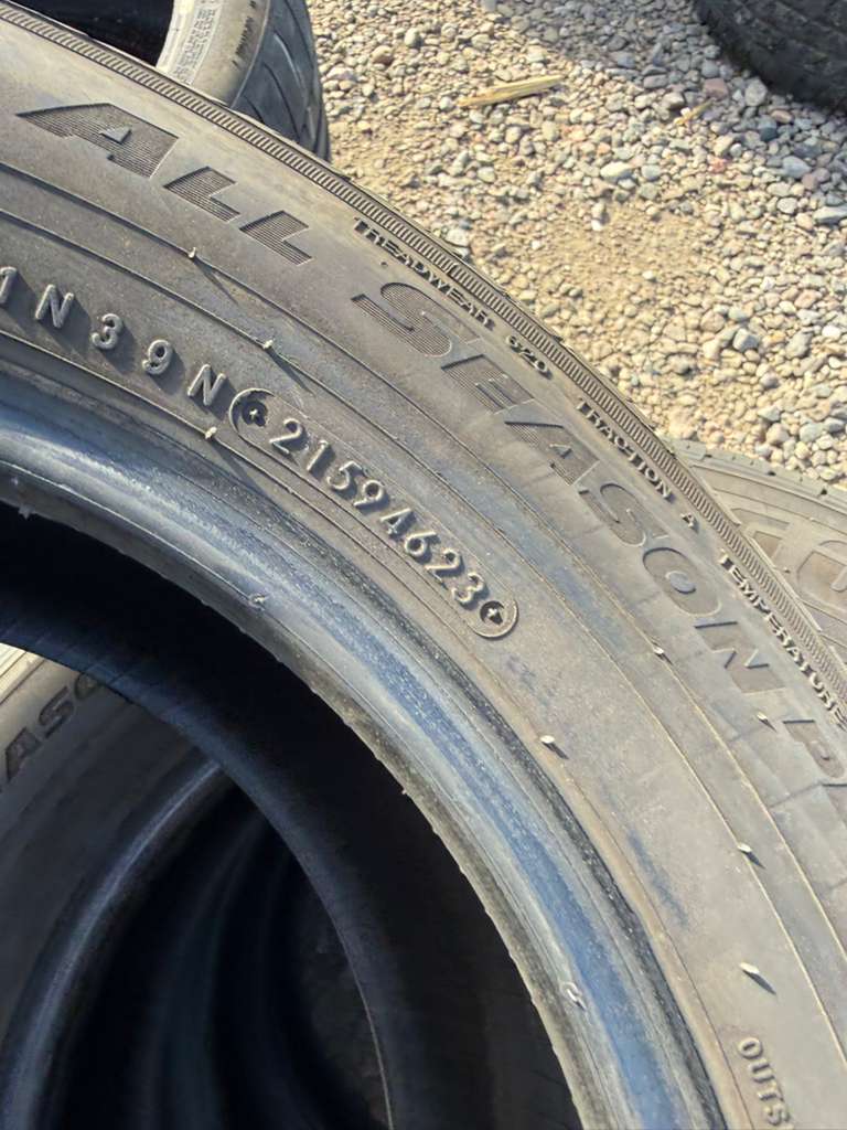 195/65R15 Set (4 Used Tires) Big O Legacy