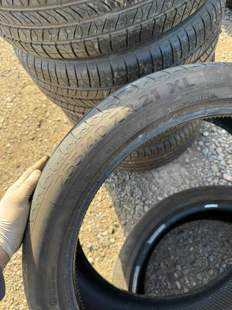 255/40R21  Pair (2 Used Tires) Continental Sport Contact 6
