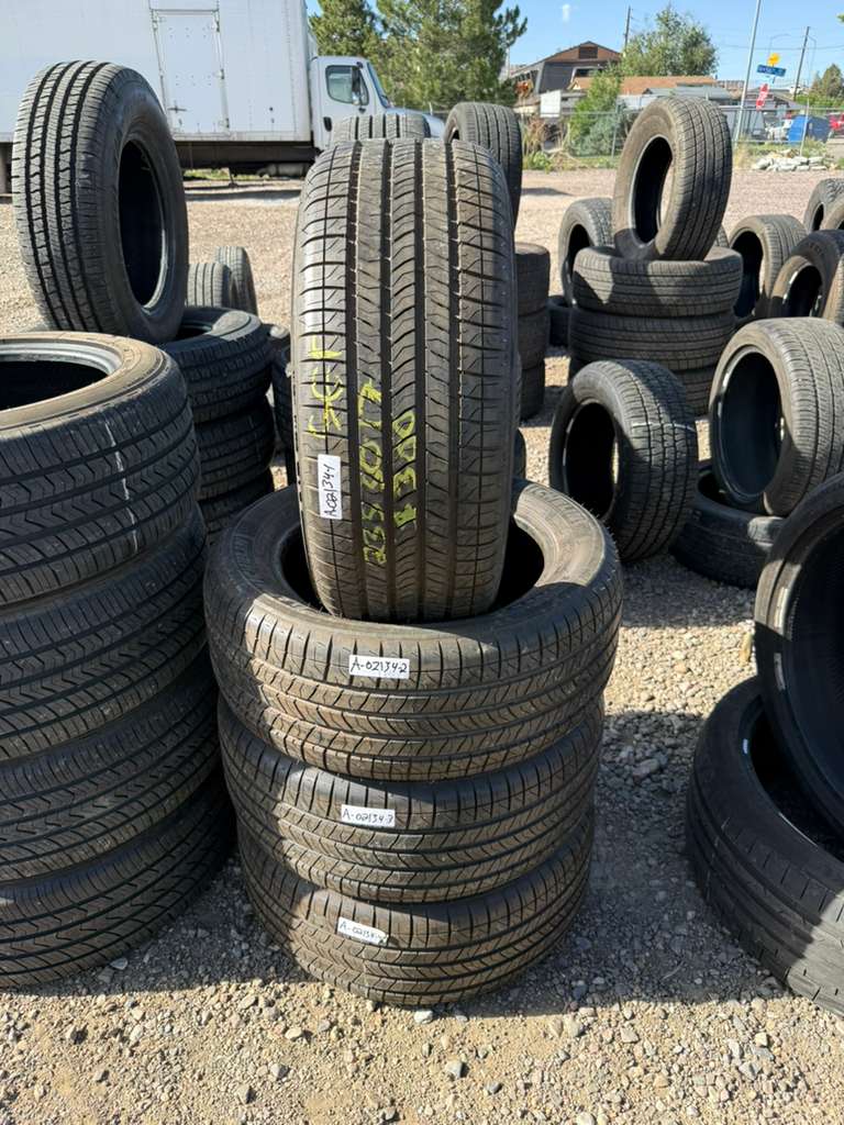 235/50R17 Set (4 Like New) Michelin Energy Saver