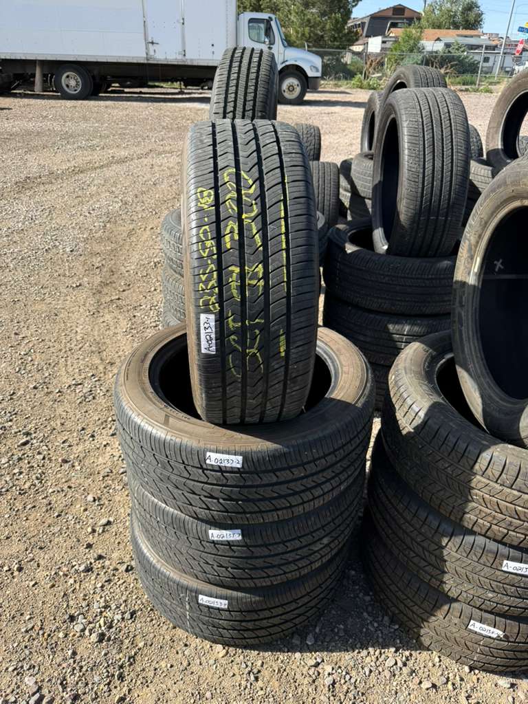 235/50R18 Set (4 Like New) Toyo Ultra900 Premium Touring