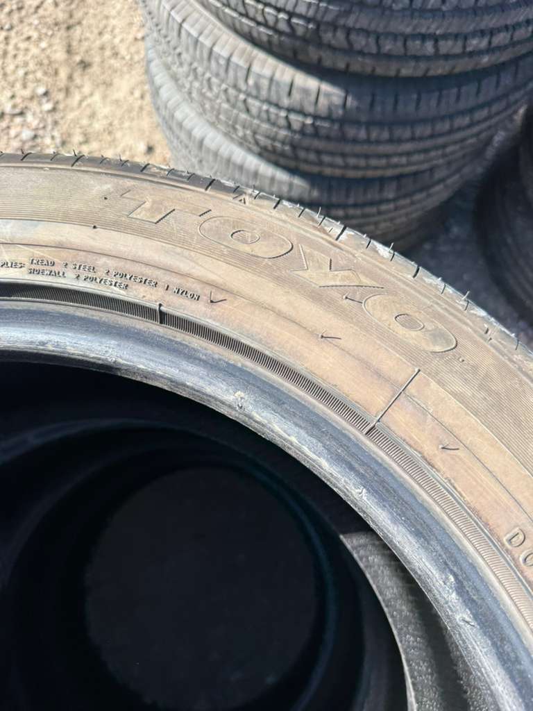 235/50R18 Set (4 Like New) Toyo Ultra900 Premium Touring