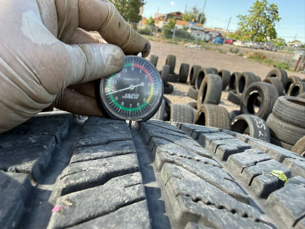 275/55R20 Set (4 Like New) Laufenn Xfit HT