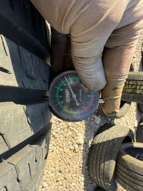 205/40R17  Pair (2 Like New) Barum Bravuris5