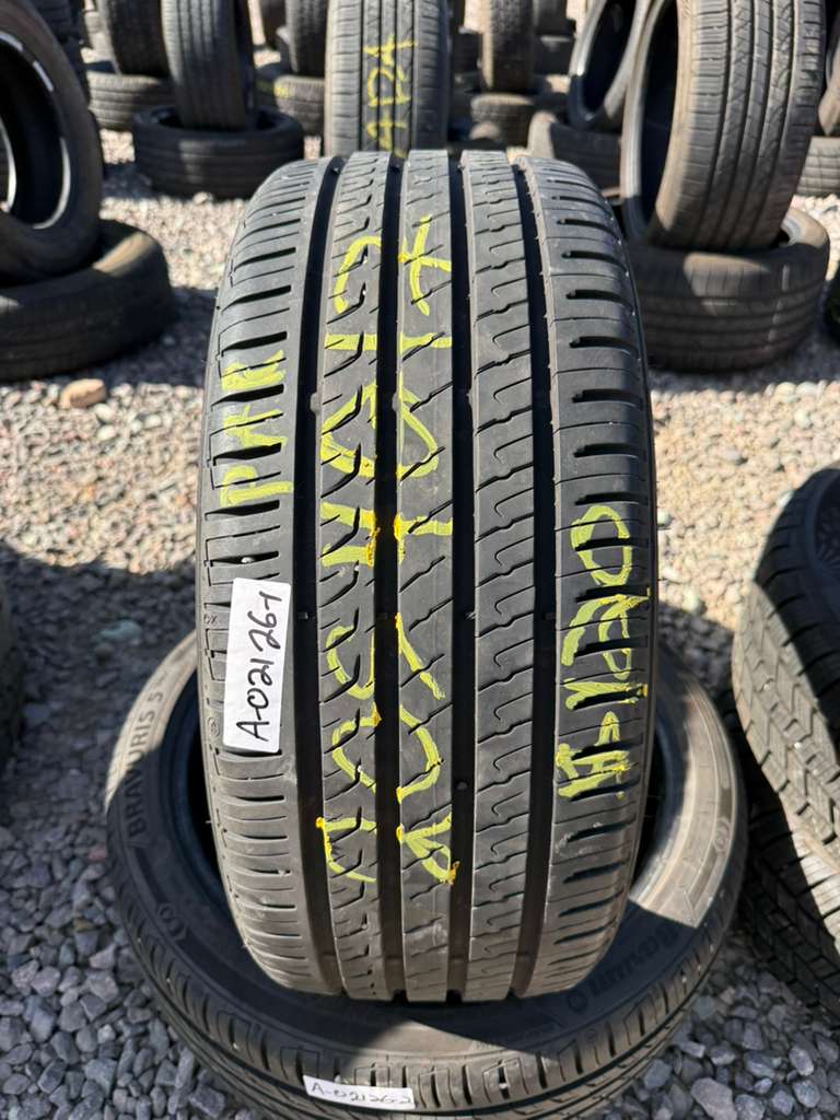 205/40R17  Pair (2 Like New) Barum Bravuris5