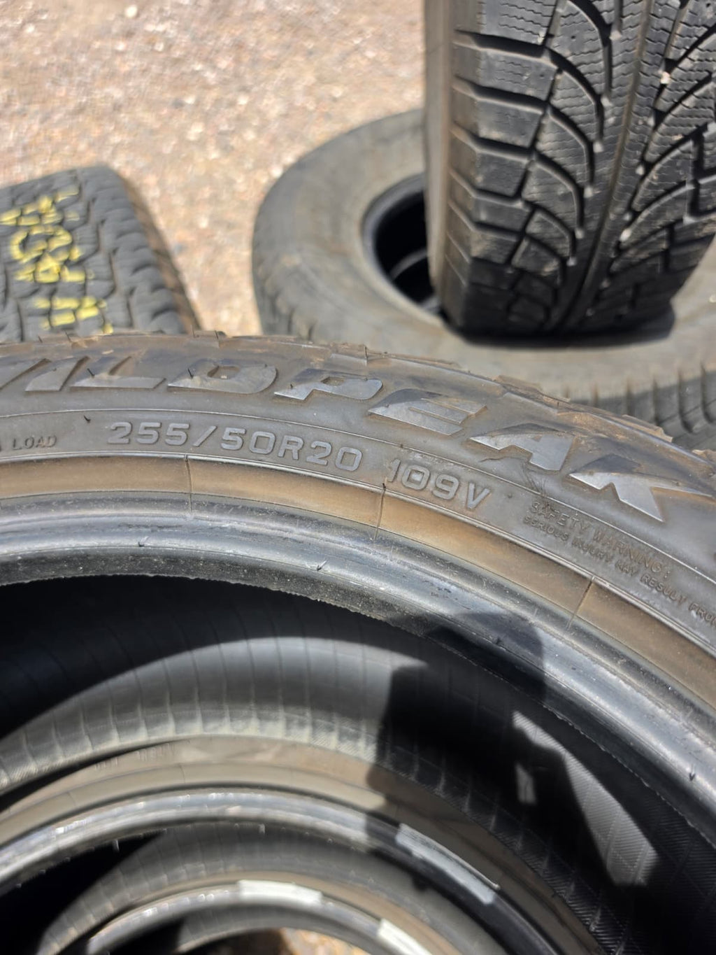 255/50R20 Set (4 Used Tires) Falken Wildpeak AT