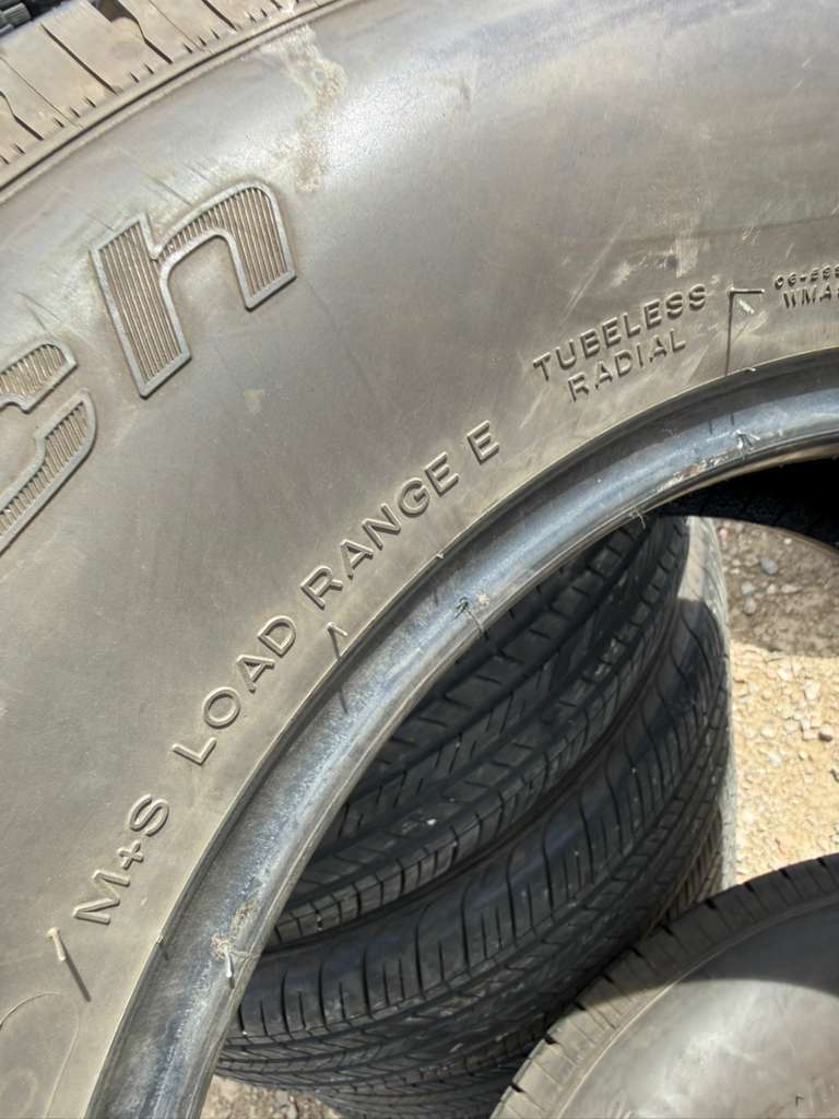 LT225/75R16 Set (4 Like New Tires) Bfgoodrich Commercial TA