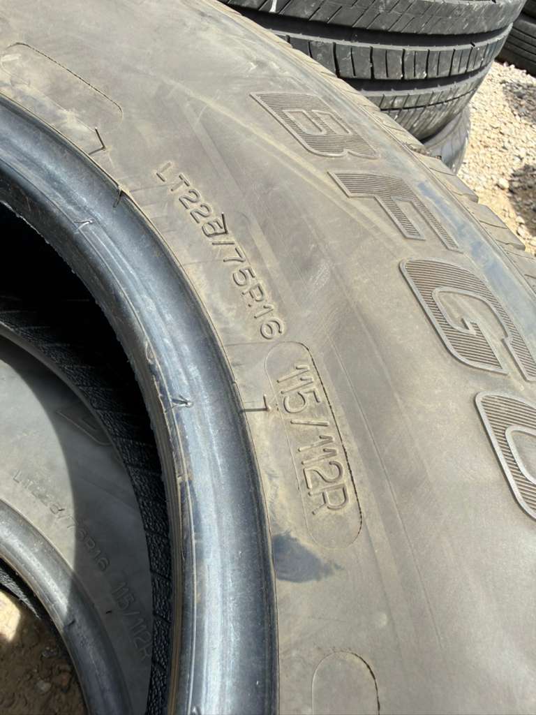 LT225/75R16 Set (4 Like New Tires) Bfgoodrich Commercial TA