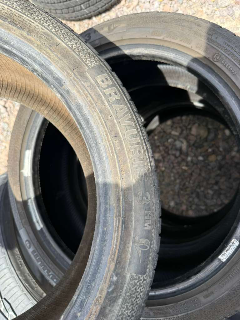 215/45R17 Set (4 Used Tires) Barum Bravius 3