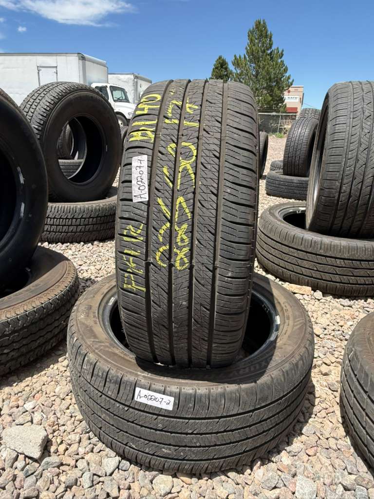 225/50R17 Pair (2 Like New Tires) Mazama Luxery Touring Reputation