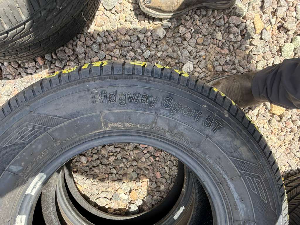 ST205/75R14 Pair (2 Like New Tires) Ridgeway Sport ST LH001