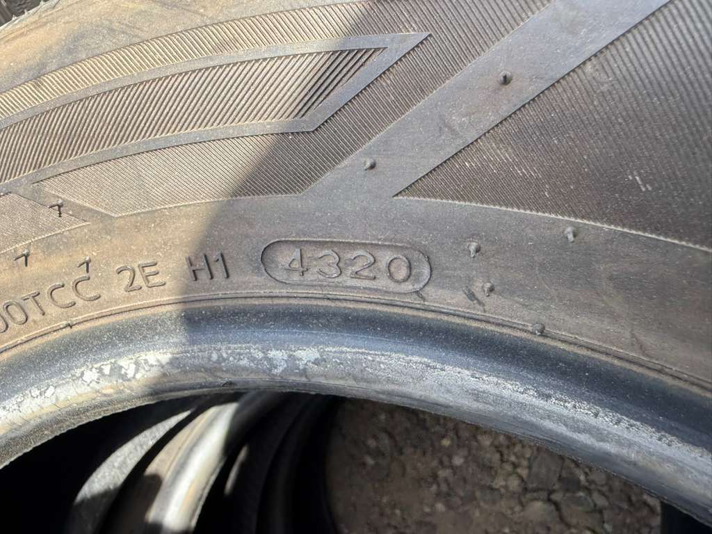 195/60R14 Set (4 Used Tires) Hankook Kinergy ST