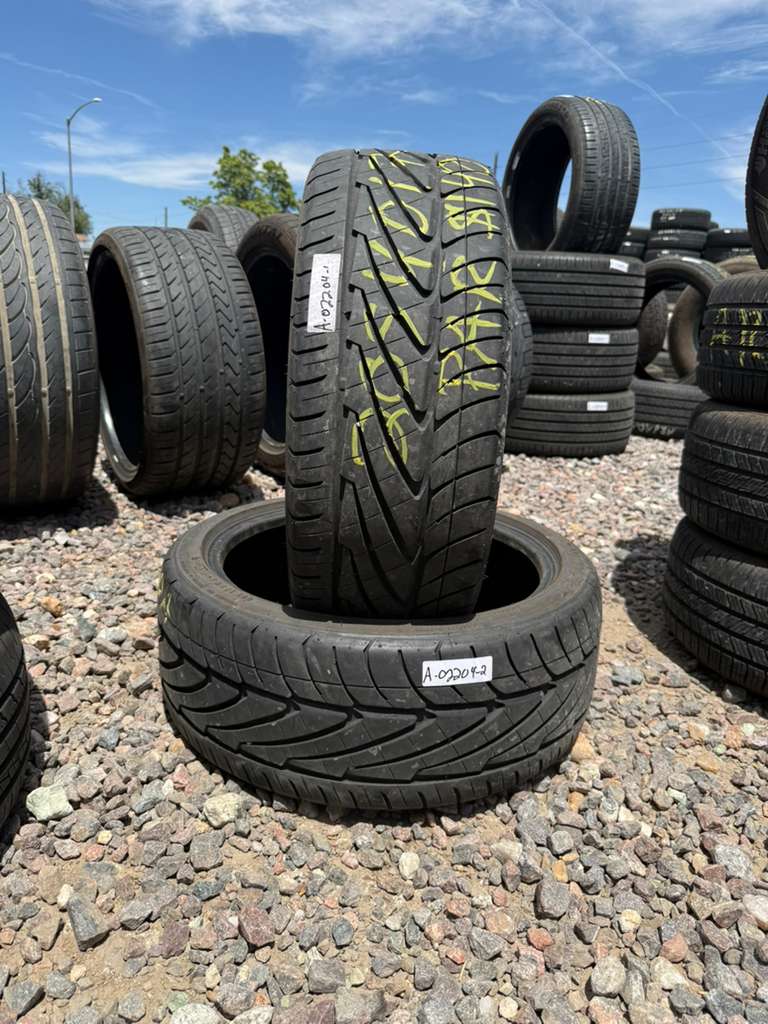 205/40R17 Pair (2 Like New Tires) Nitto Neo Gen