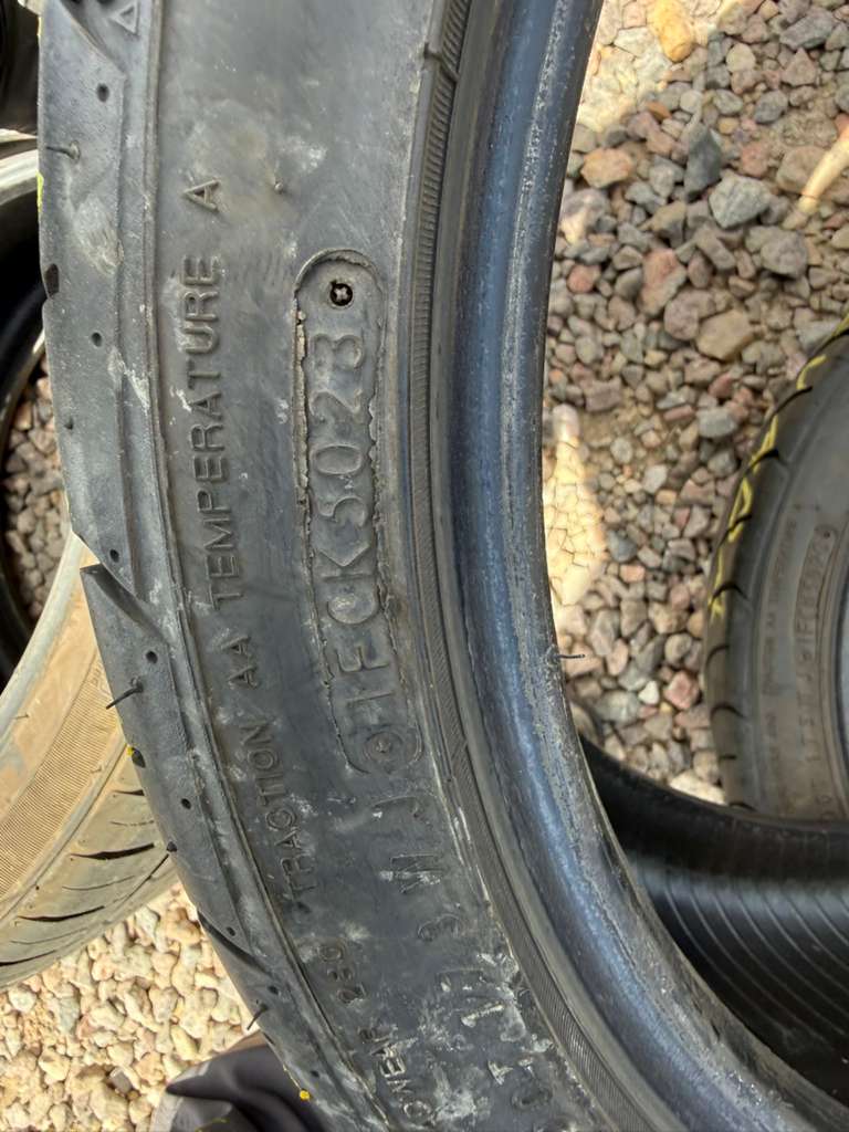 205/40R17 Pair (2 Like New Tires) Nitto Neo Gen