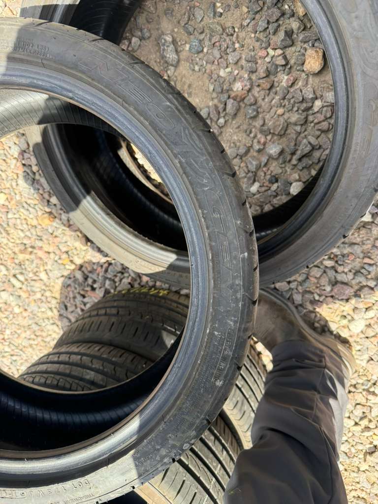 205/40R17 Pair (2 Like New Tires) Nitto Neo Gen