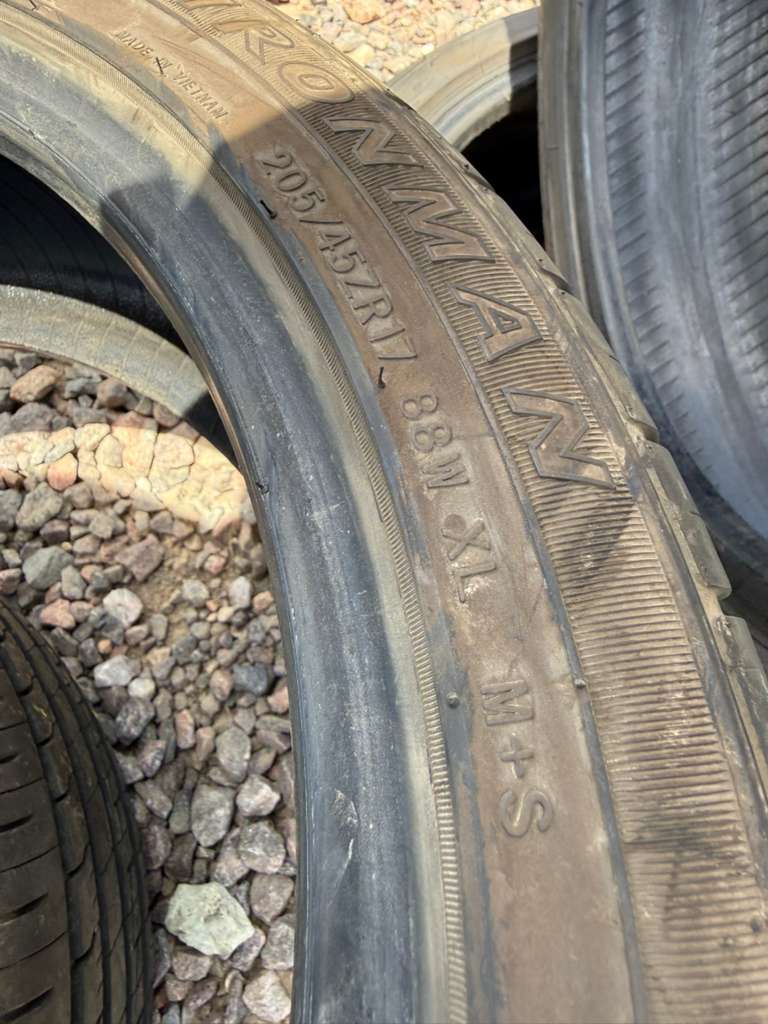 205/45R17 Pair (2 Like New Tires) Ironman Imove gen2