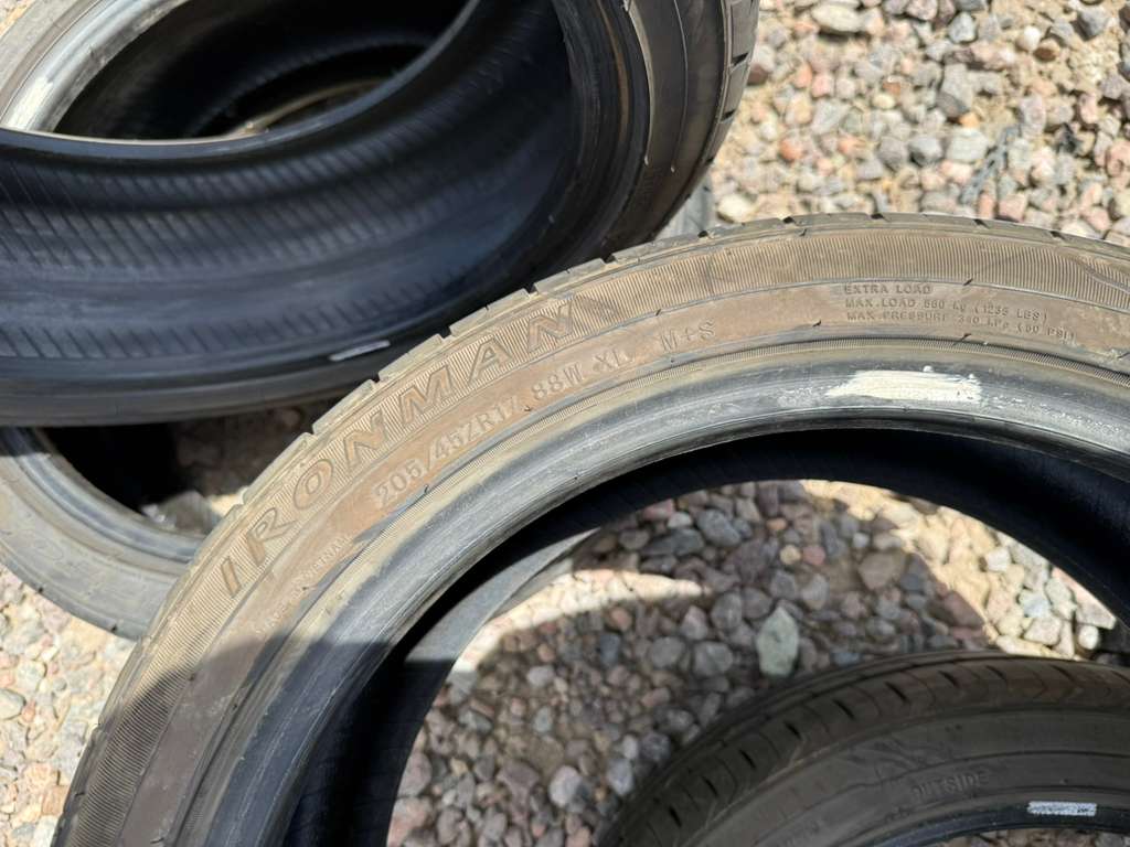 205/45R17 Pair (2 Like New Tires) Ironman Imove gen2
