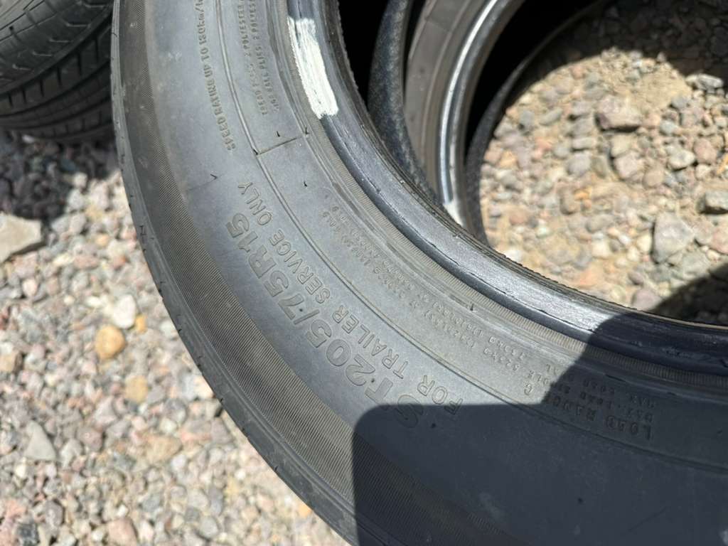 ST205/75R15 Pair (2 Used Tires) Contender TTT868