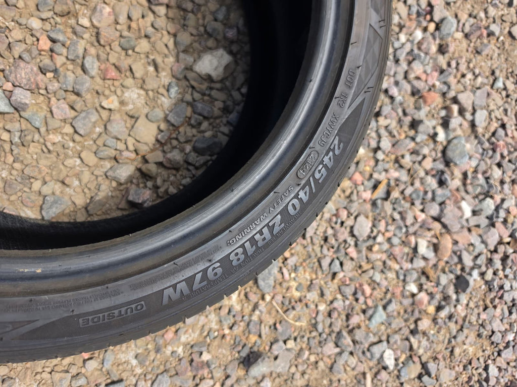 245/40R18 Single (1 Used Tire) Kumho Majesty 9