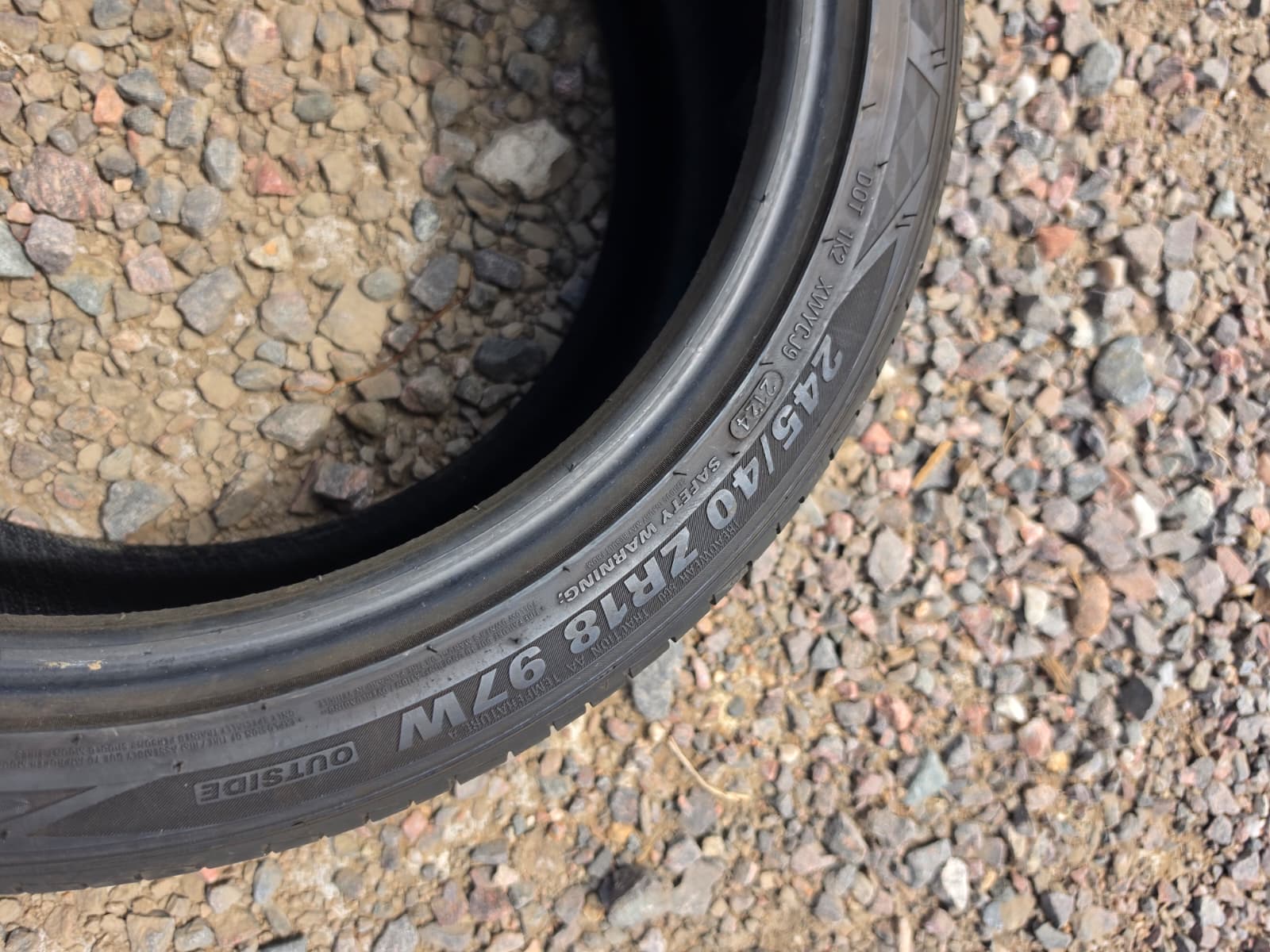 245/40R18 Single (1 Used Tire) Kumho Majesty 9