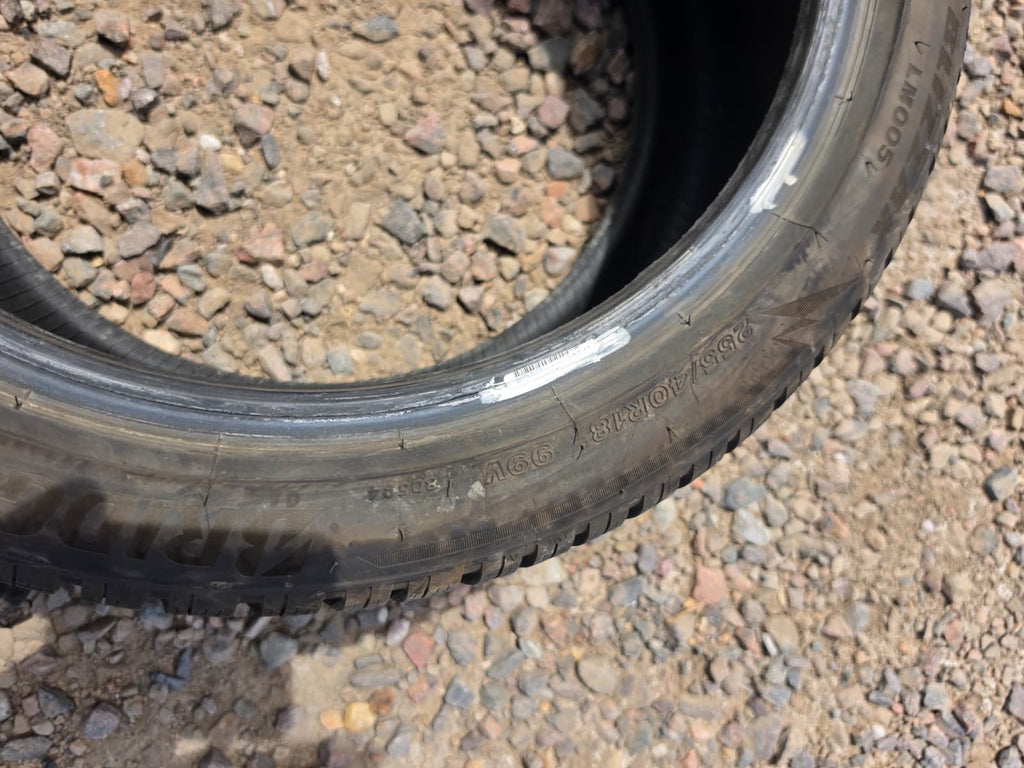 255/40R18 Single (1 Used Tire) Bridgestone Blizzak