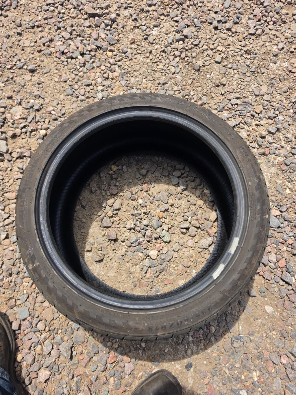 235/40ZR18 Single (1 Used Tire) Blackhawk Street-H