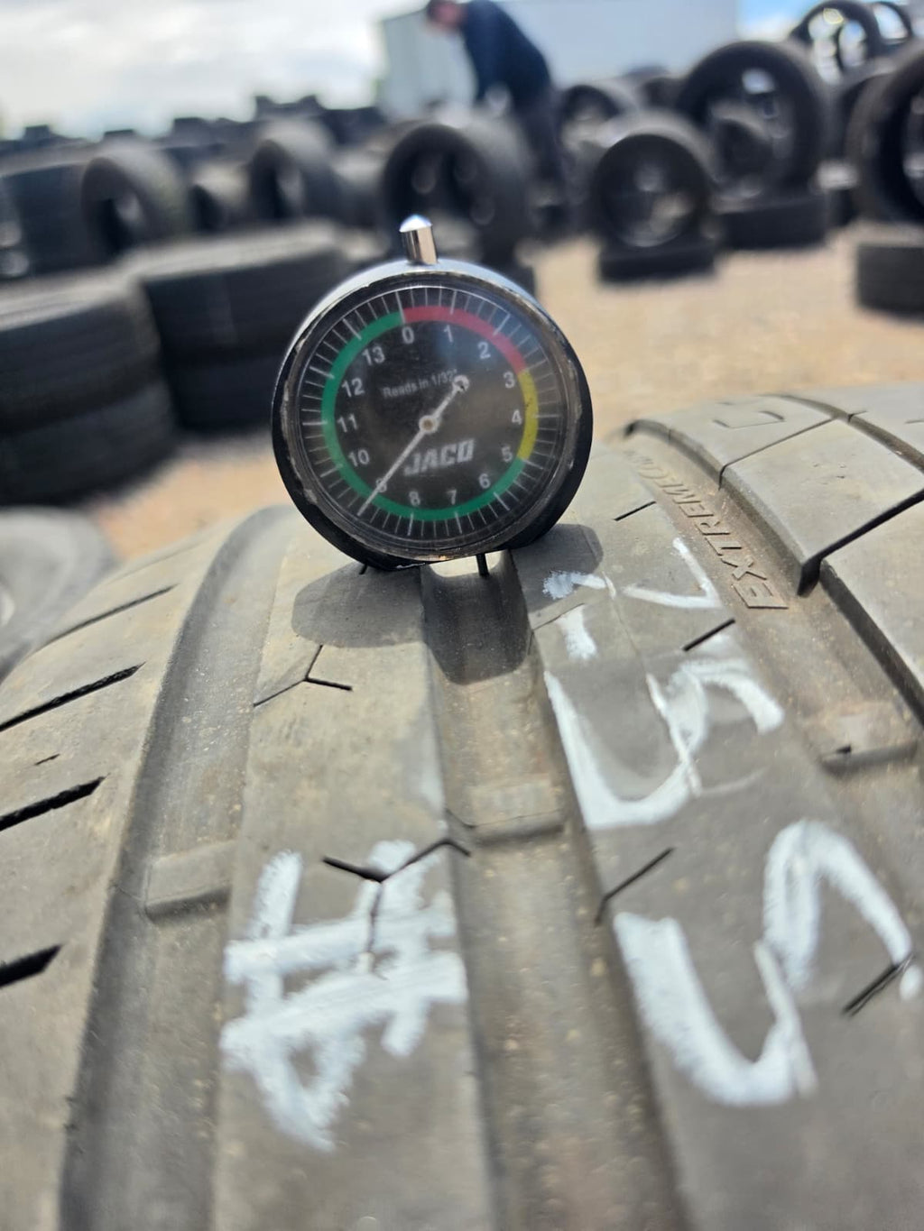 255/35ZR18 Single (1 Used Tire) Continental ExtremeContact
