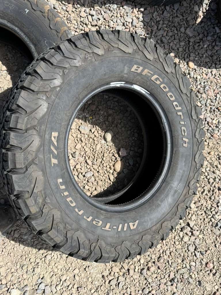 LT245/75R16  Pair (2 Used Tires) Bfgoodrich K02