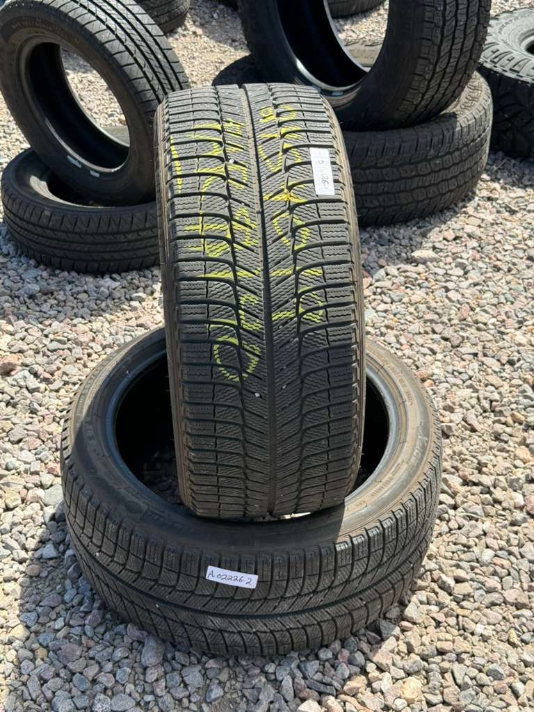 245/40R19 Pair (2 Used Tires) Michelin X-Ice