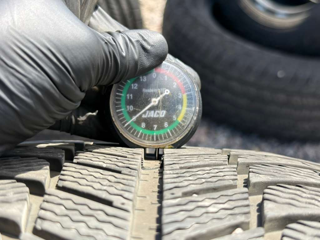 245/40R19 Pair (2 Used Tires) Michelin X-Ice
