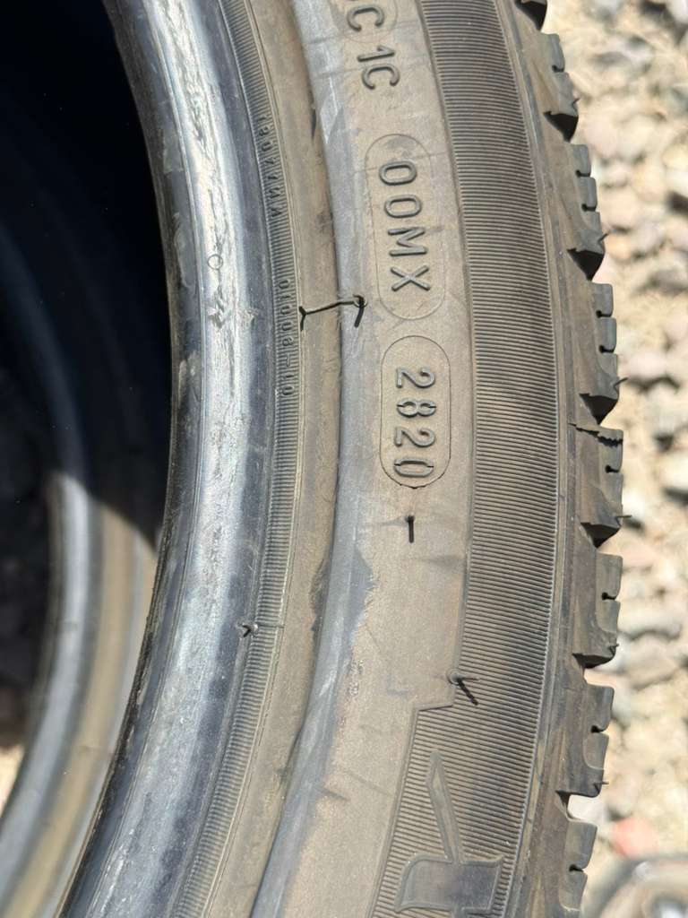 245/40R19 Pair (2 Used Tires) Michelin X-Ice