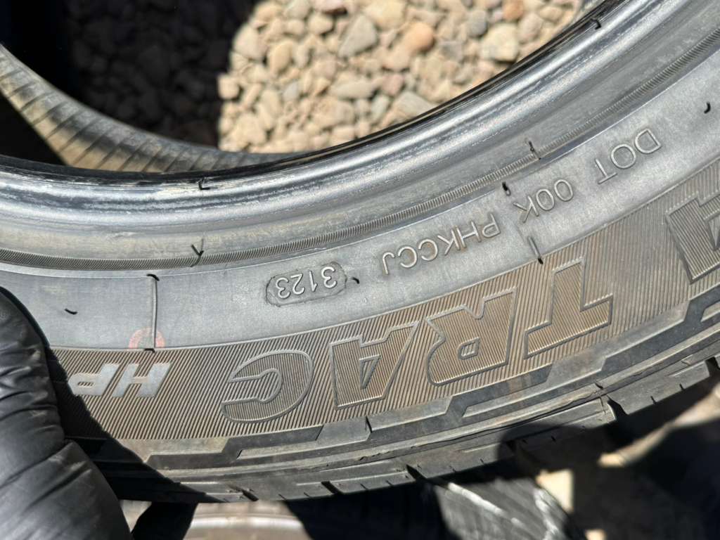 255/50R20 Pair (2 Like New Tires) Hercules Terra Trac HPT