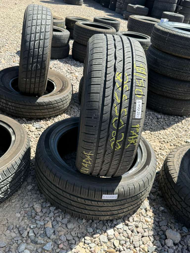 255/50R20 Pair (2 Like New Tires) Hercules Terra Trac HPT